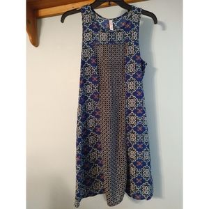 Xhileration Blue Patterned Sleeveless Shift Dress
